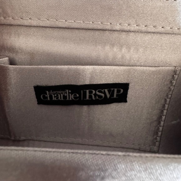 Charming Charlie RSVP Silver Satin Knot Clutch Chain Strap‎ Evening Bag - Picture 5 of 15